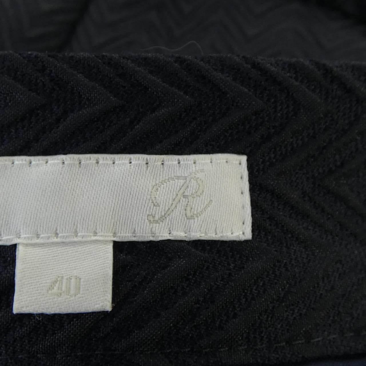 アール R スカート