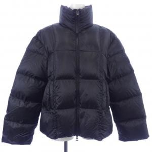 モンクレール MONCLER ダウンジャケット