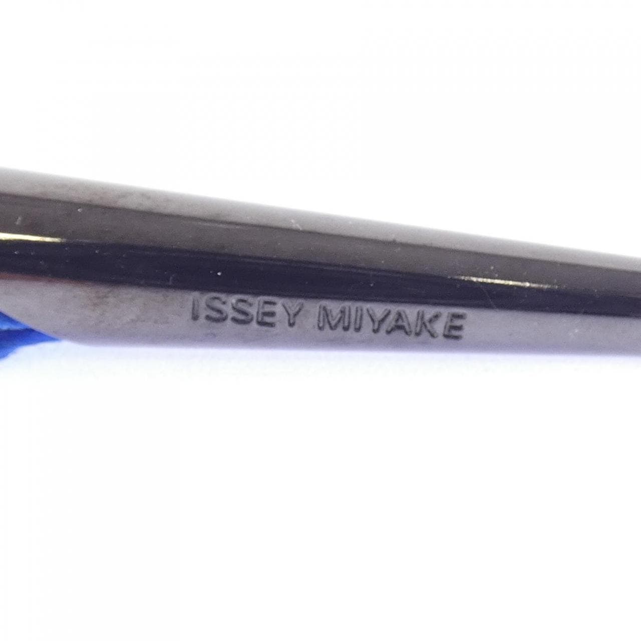 イッセイミヤケ ISSEY MIYAKE EARRING