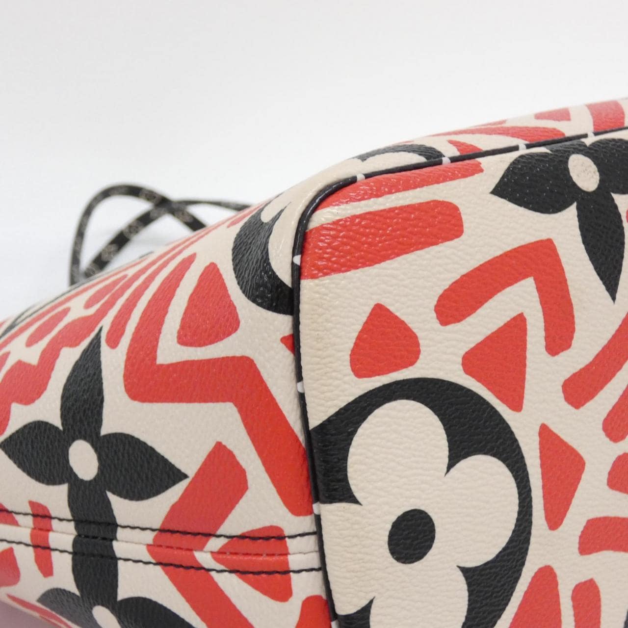 ルイヴィトン LVクラフティ ネヴァーフル MM M56583 バッグ