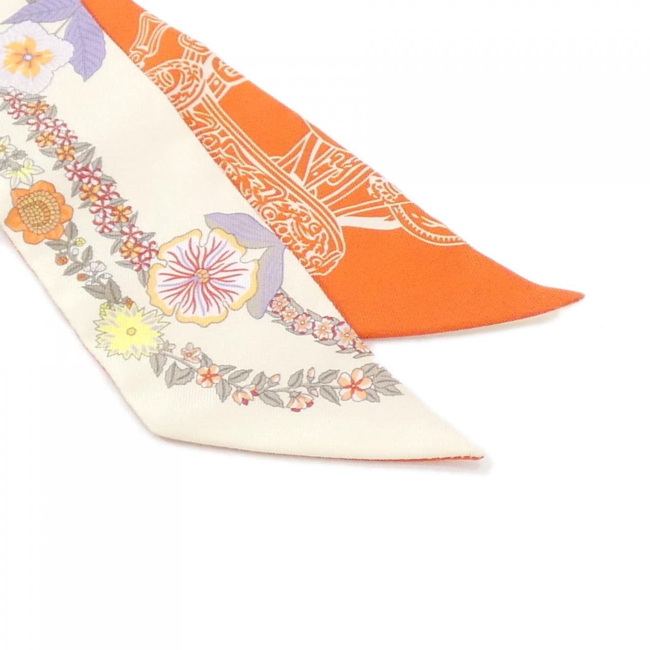 エルメス BRIDES DE GALA EN FLEURS ツイリー 064220S スカーフ