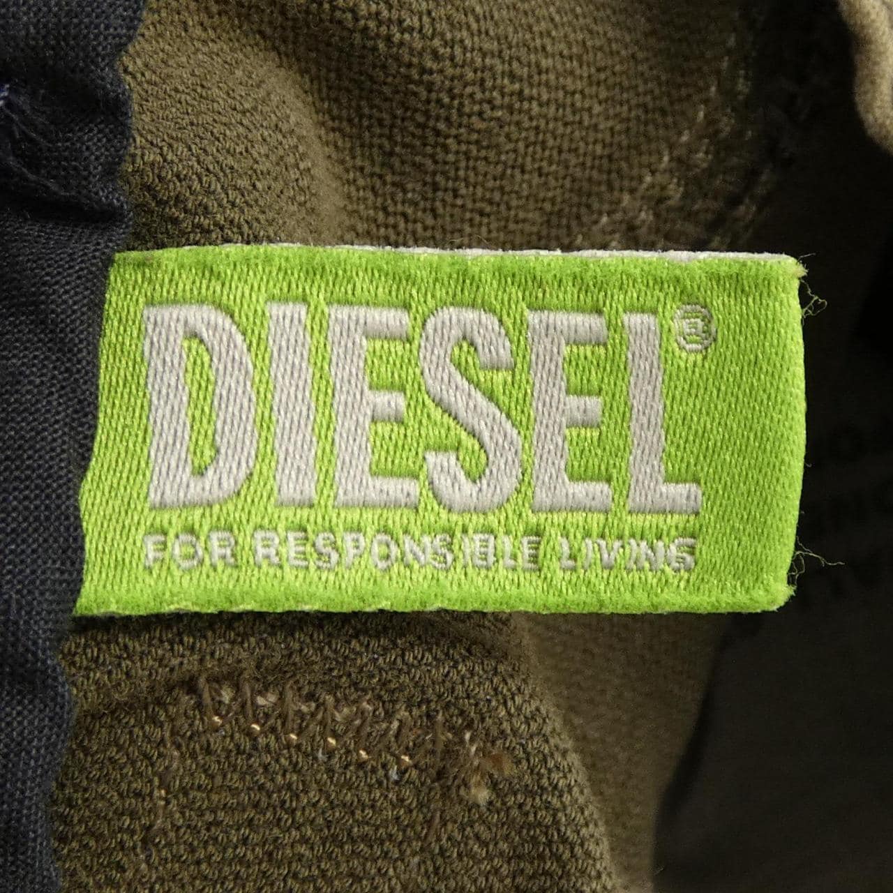 ディーゼル DIESEL KROOLEY パンツ