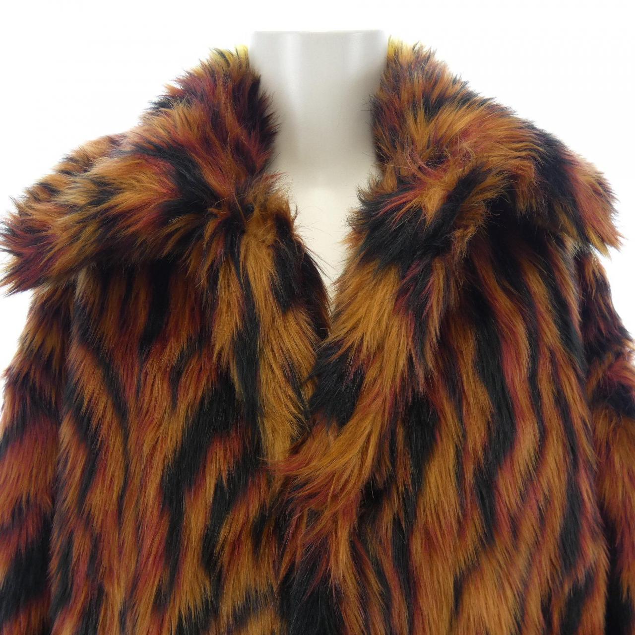 ヴェルサーチェ VERSACE A87741 コート