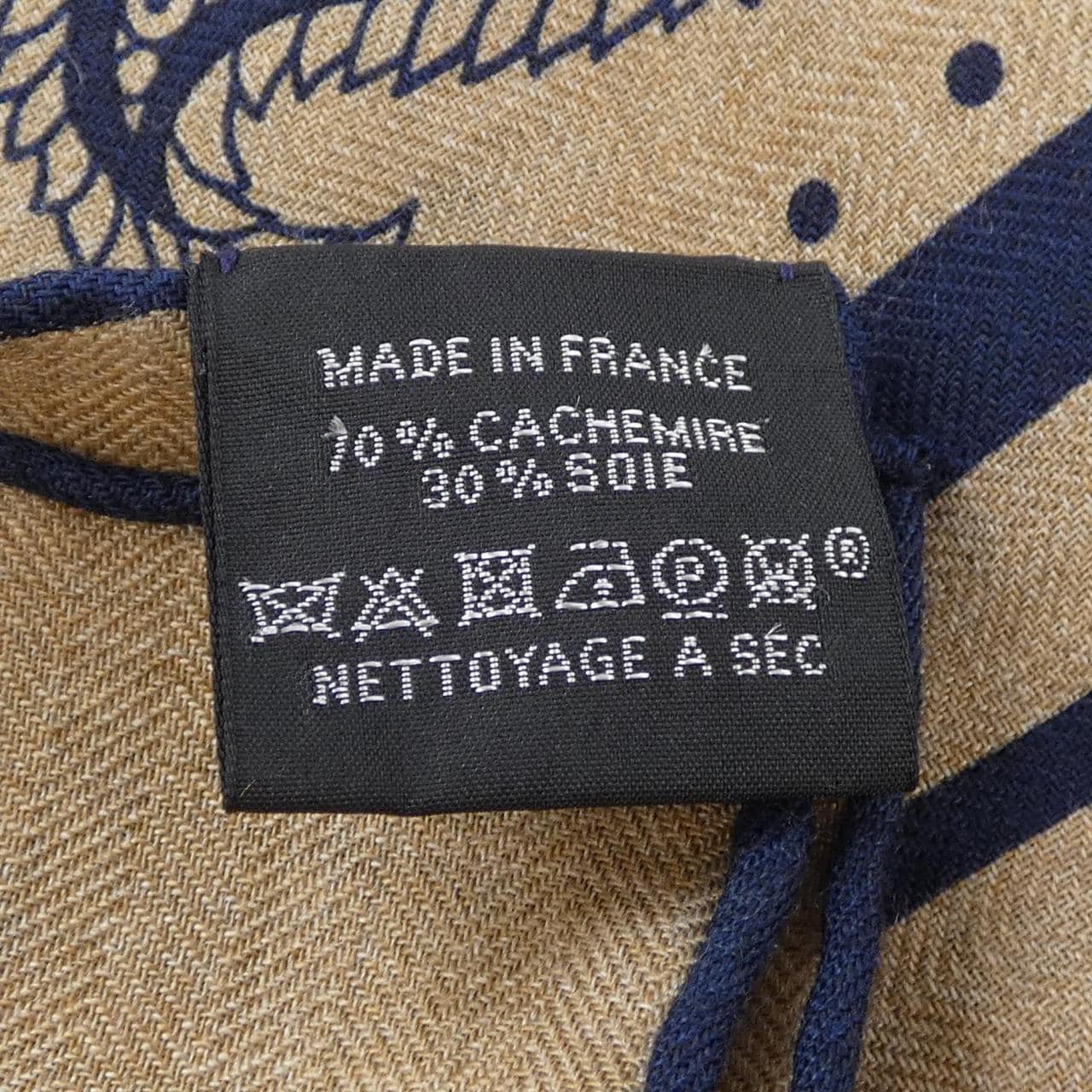 エルメス HERMES TATOUAGES MARINS BANDANA H243374S カレジェアン140 ショール