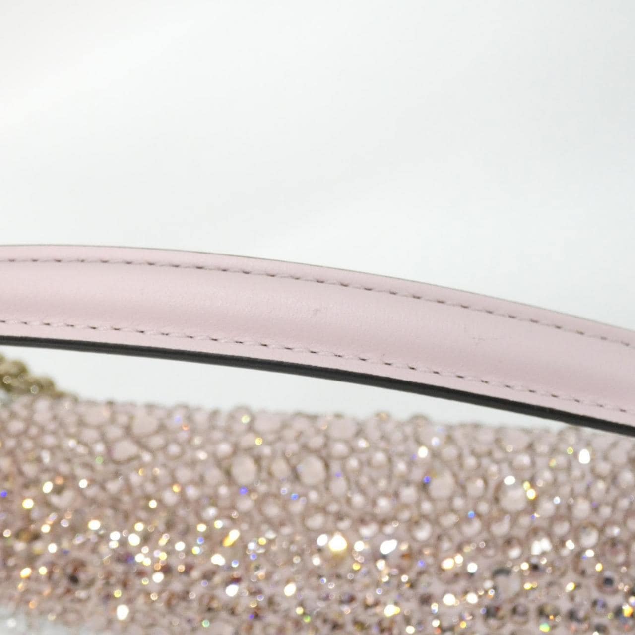 ヴァレンティノガラヴァーニ 3W0B0K53MEU バッグ