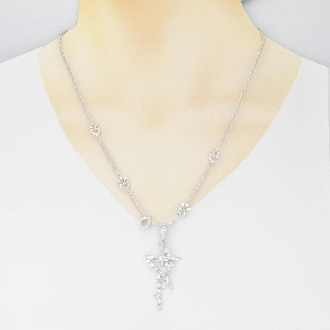 Genet Bird Diamond Necklace 0.27CT