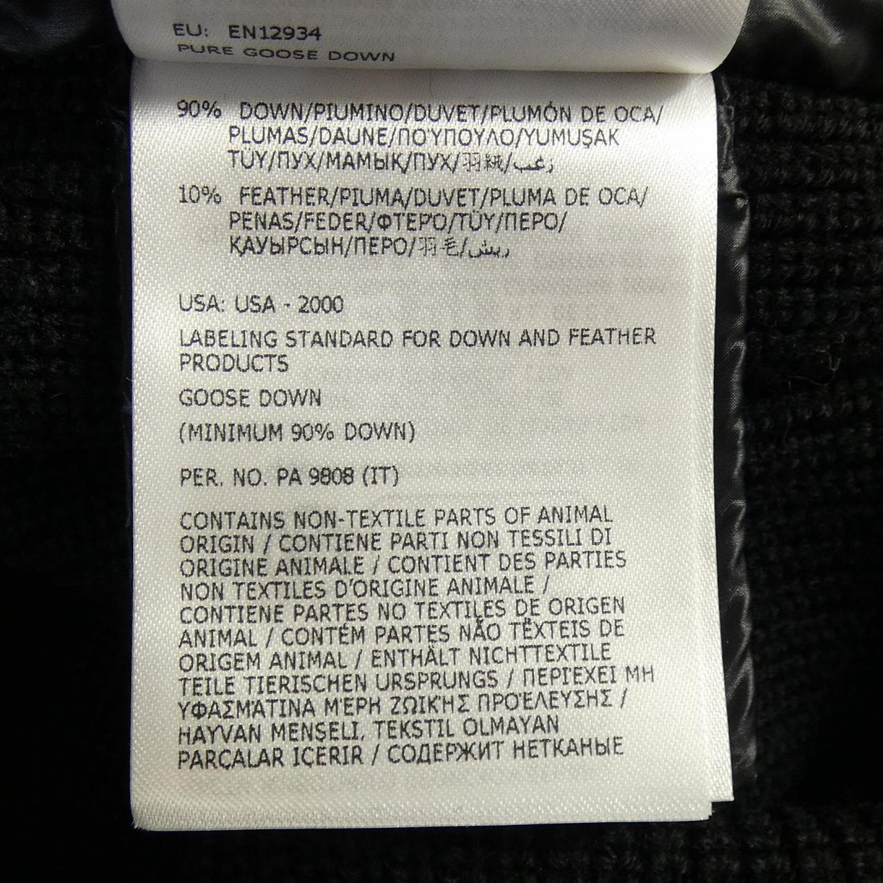 モンクレール MONCLER 20939B00038 ダウンジャケット