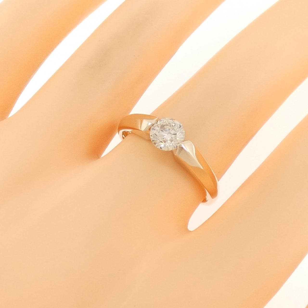 ジーエスティービー ダイヤモンド リング 0.70CT