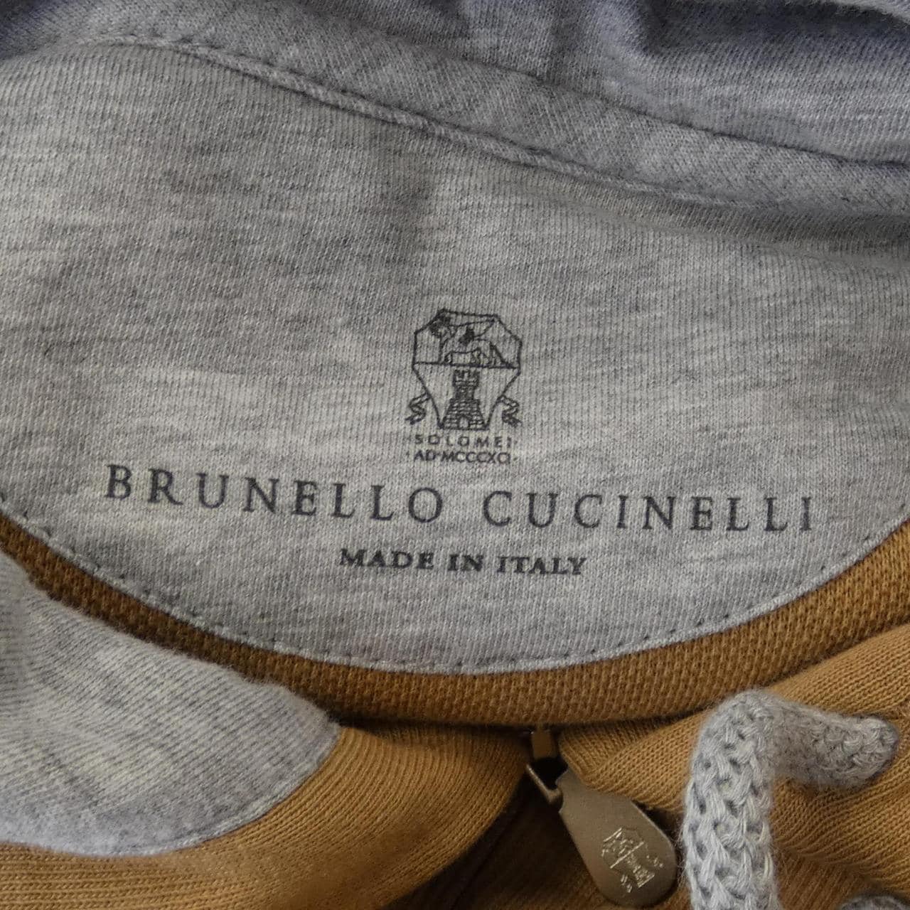 ブルネロクチネリ BRUNELLO CUCINELLI パーカー