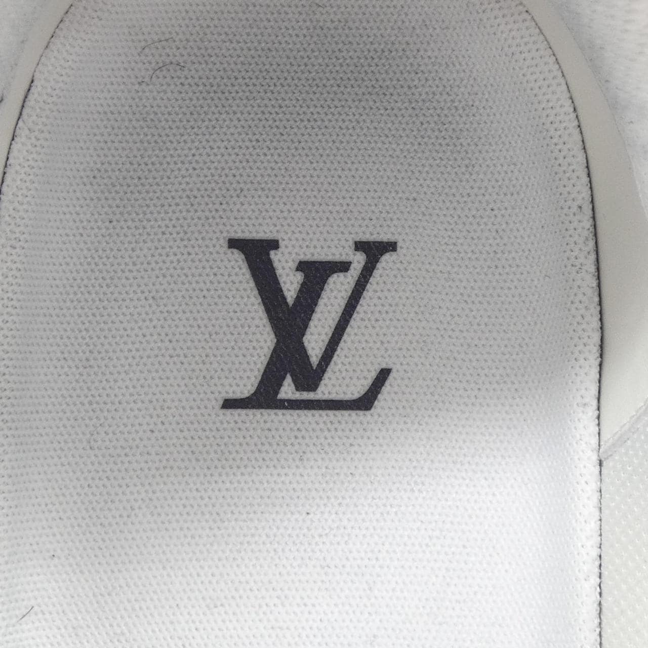 ルイヴィトン LOUIS VUITTON LVトレイナーライン スニーカー