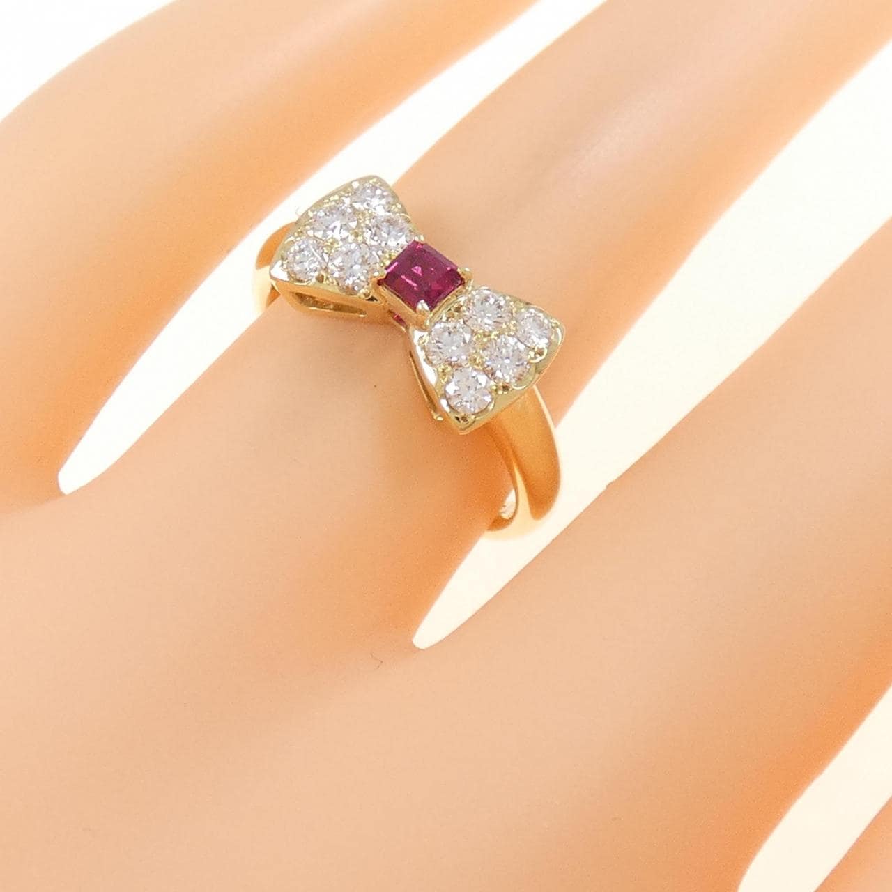 K18YG Ribbon Ruby Ring 0.21CT