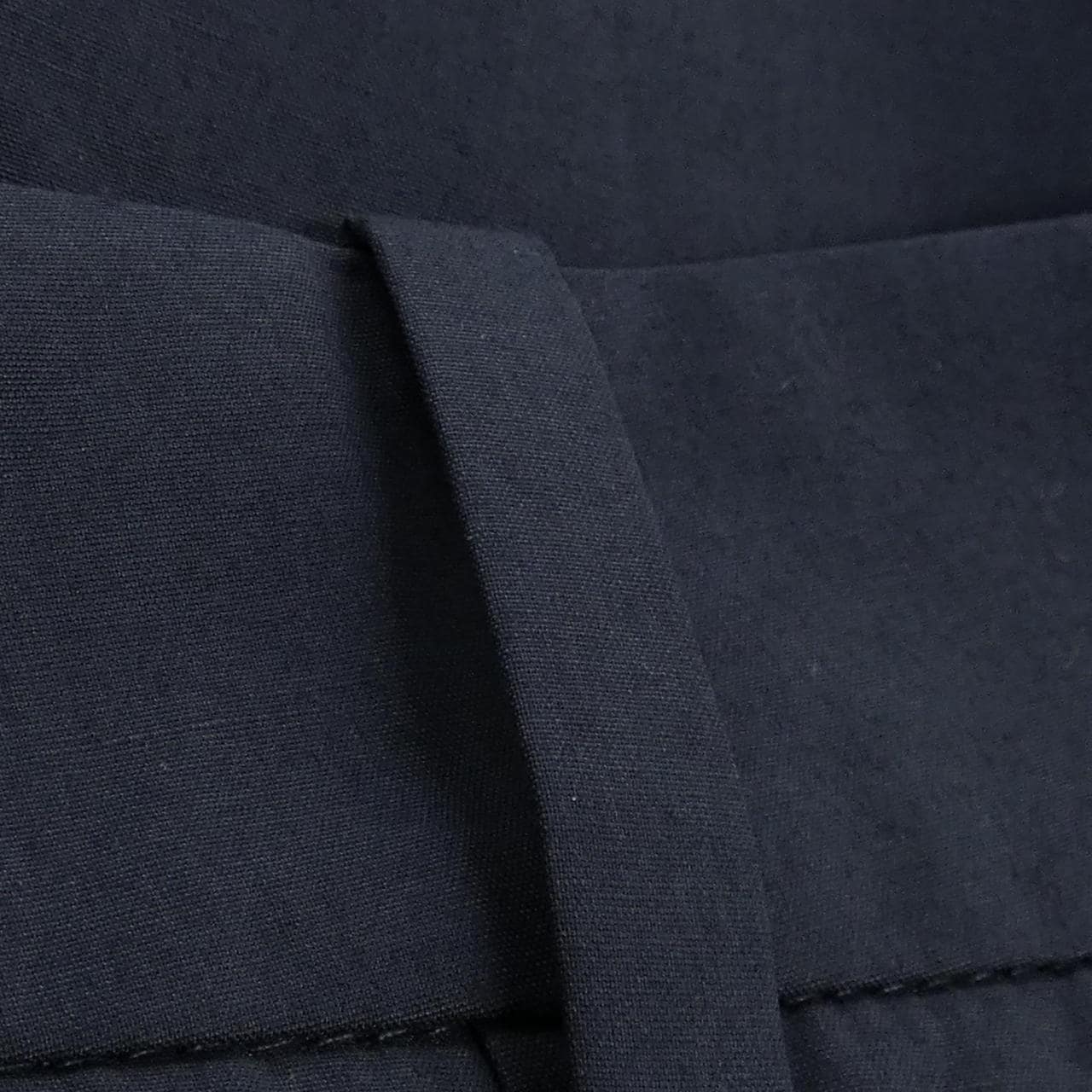 メゾンキツネ MAISON KITSUNE ショートパンツ