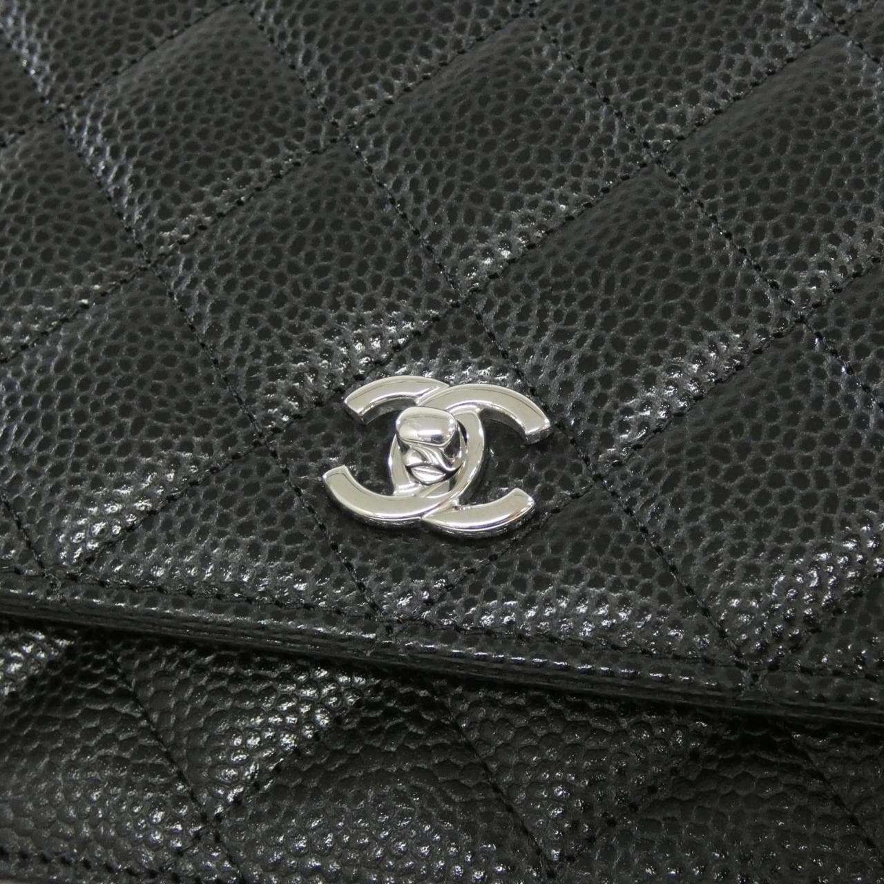 【未使用品】シャネル AP4241 チェーンウォレット