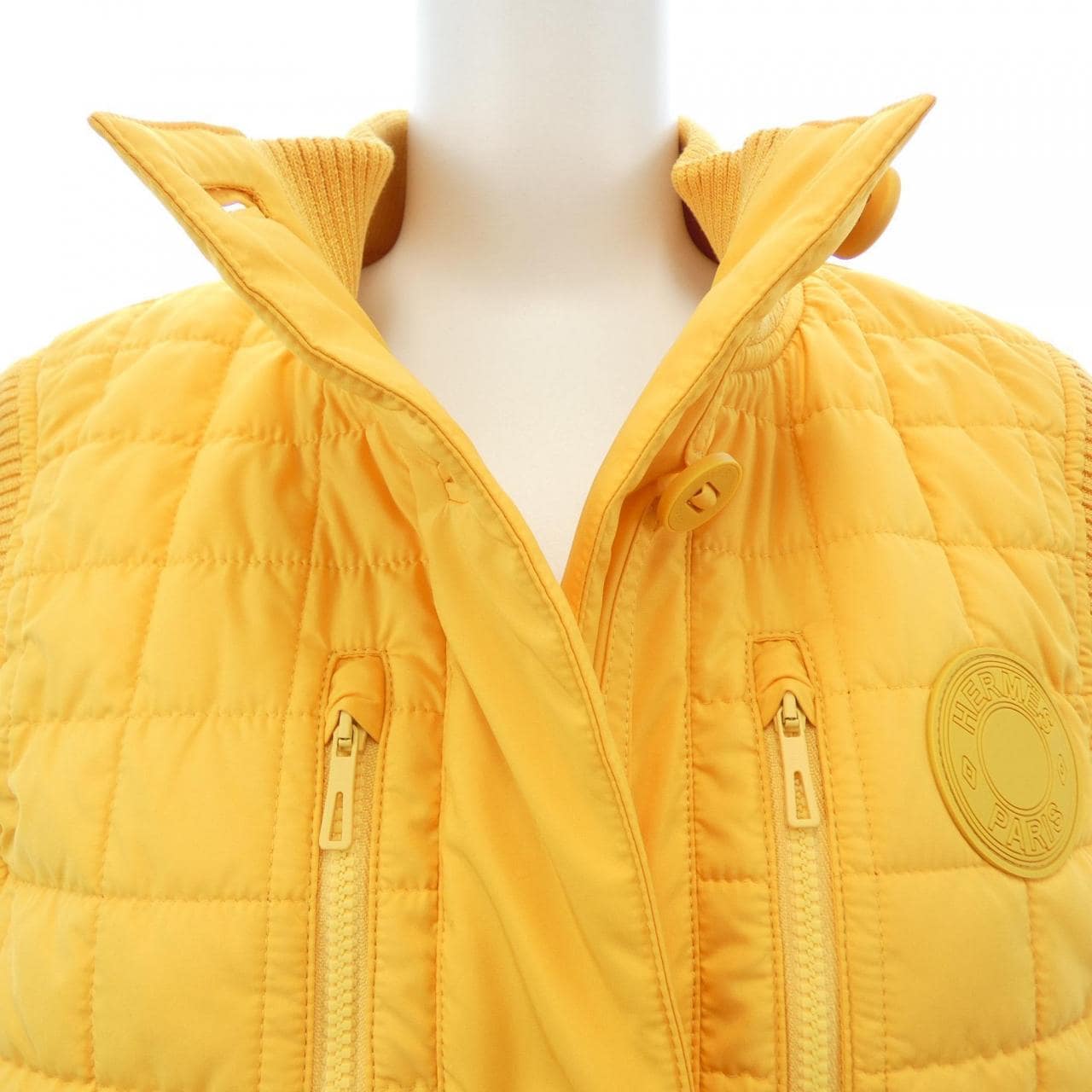 エルメス HERMES BOMBERS SANS MANCHES 5H0160DQ ベスト