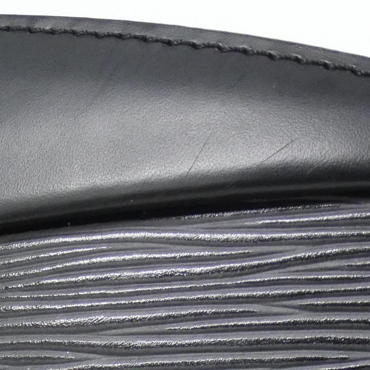 ルイヴィトン エピ リヴィエラ M48182 バッグ