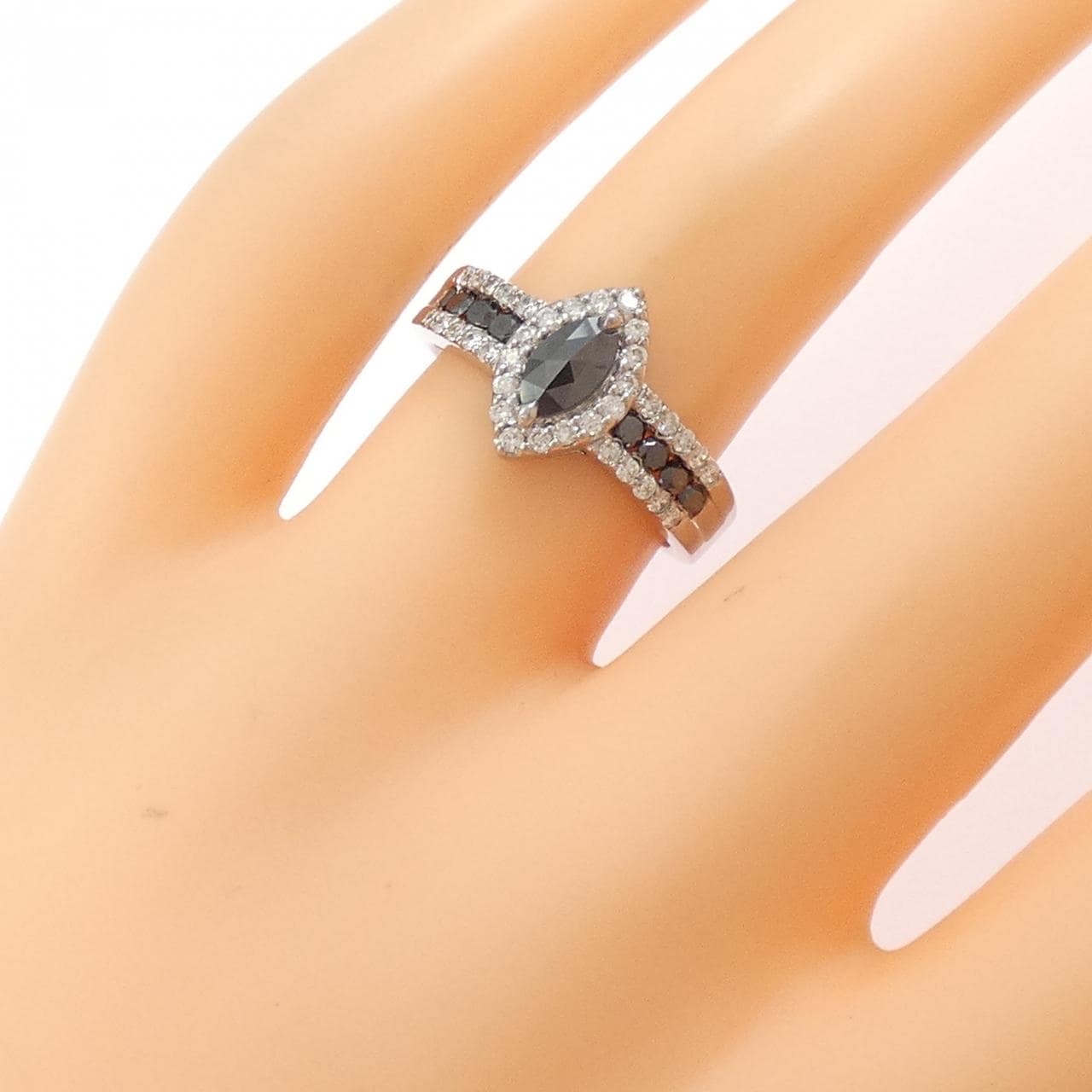 K18WG ダイヤモンド リング 0.70CT