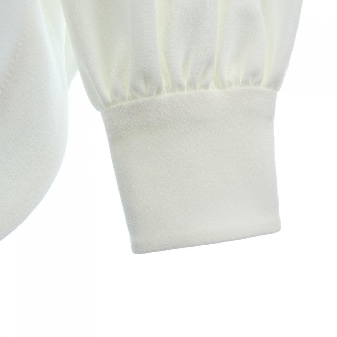 ドゥーズィエムクラス DEUXIEME CLASSE トップス