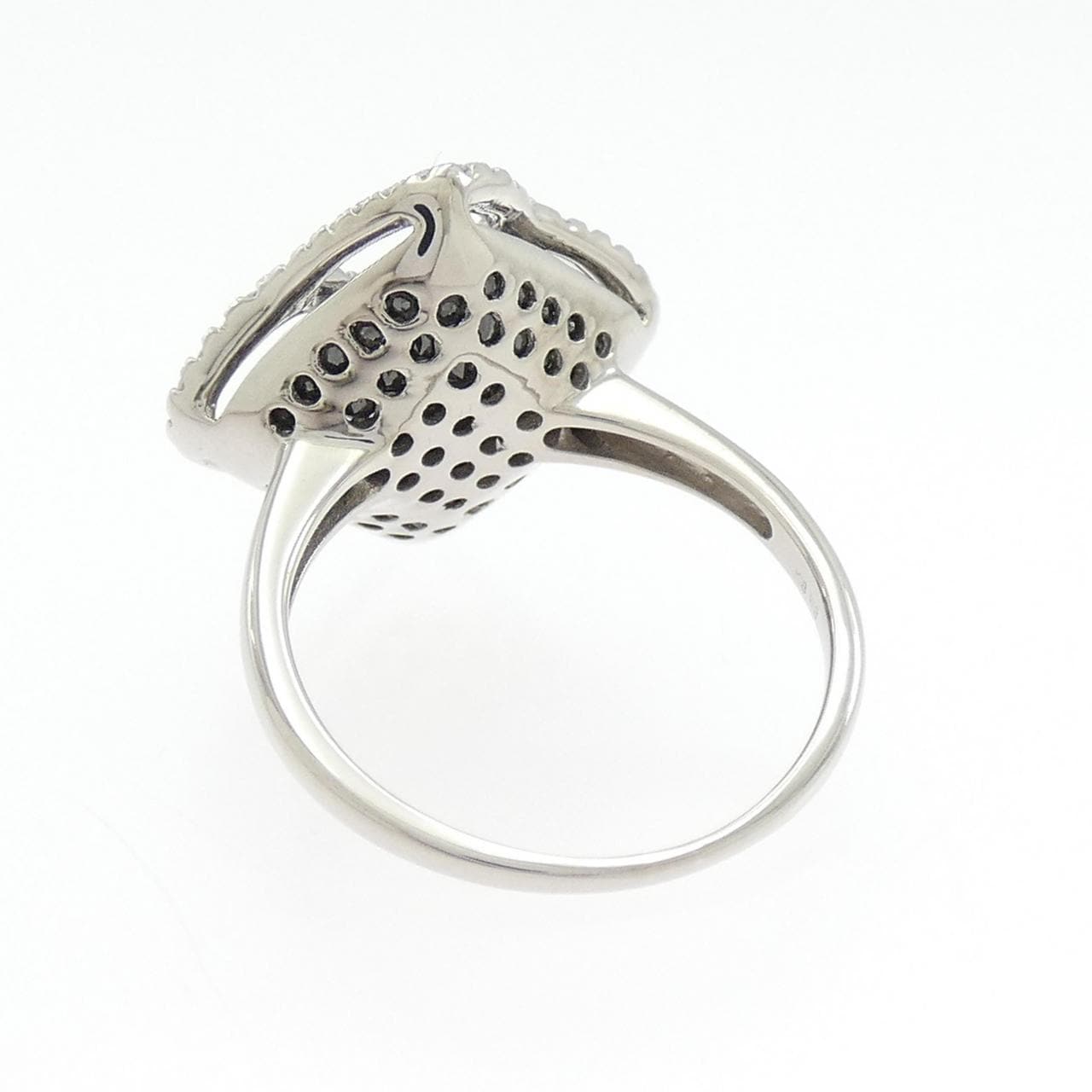 K18WG/K18BG ダイヤモンド リング 0.95CT