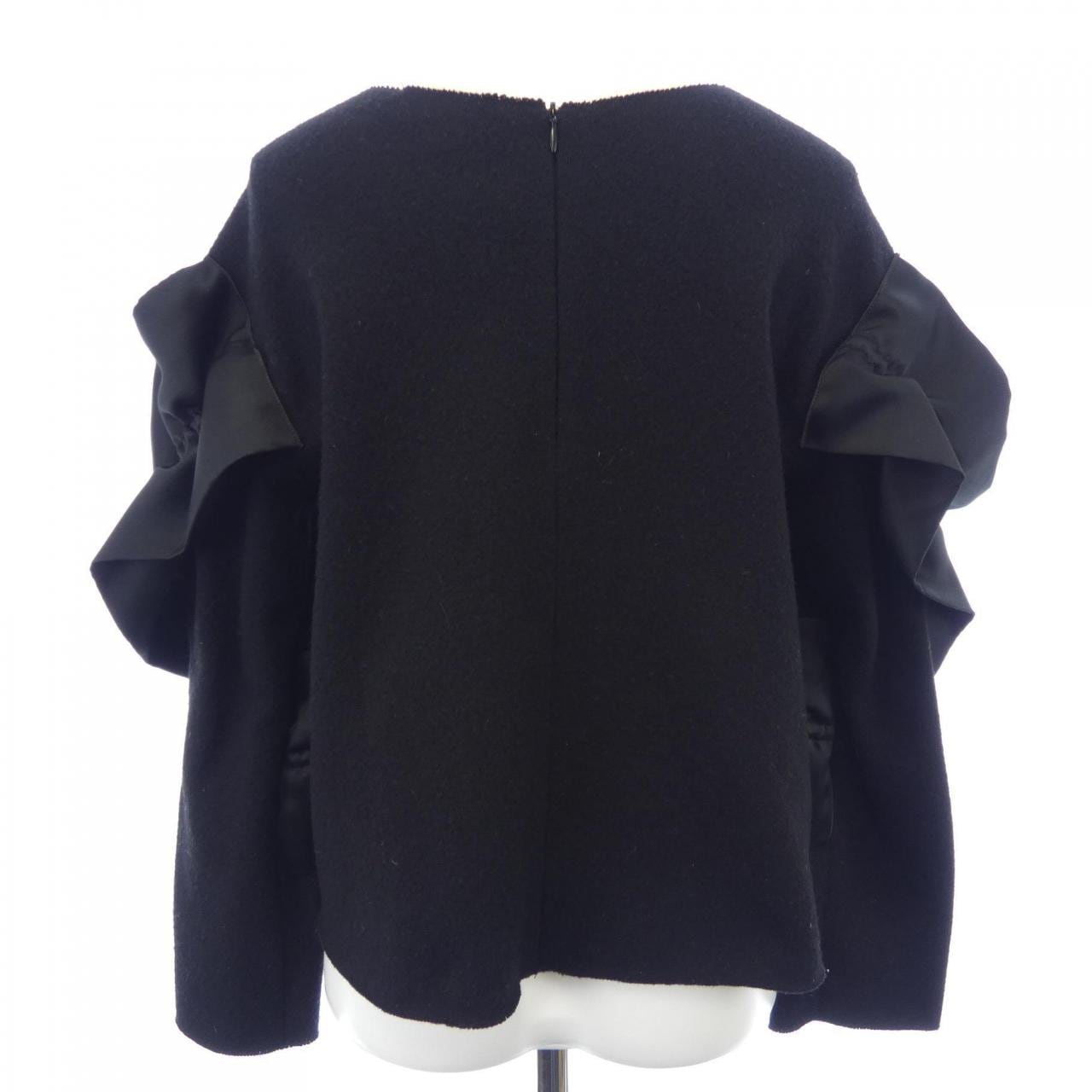 エンポリオアルマーニ EMPORIO ARMANI トップス