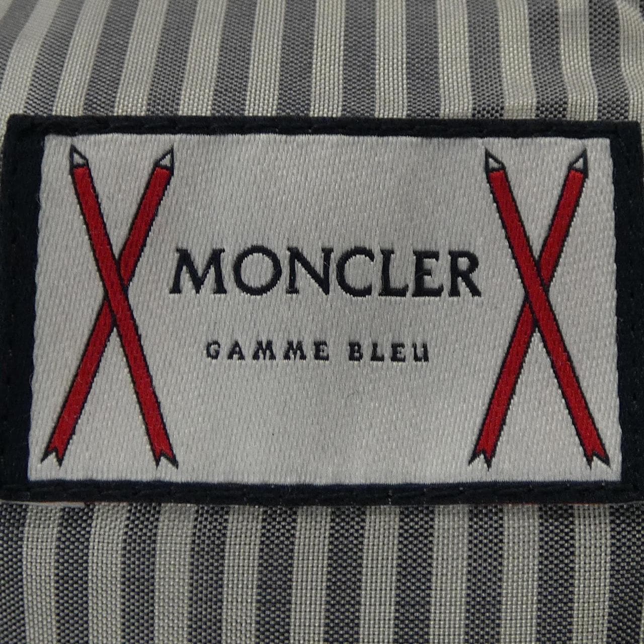 モンクレールガムブルー MONCLER GAMMEBLEU C13918410550 ジャケット