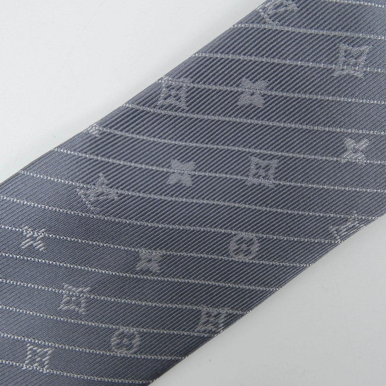 LOUIS LOUIS VUITTON NECKTIE