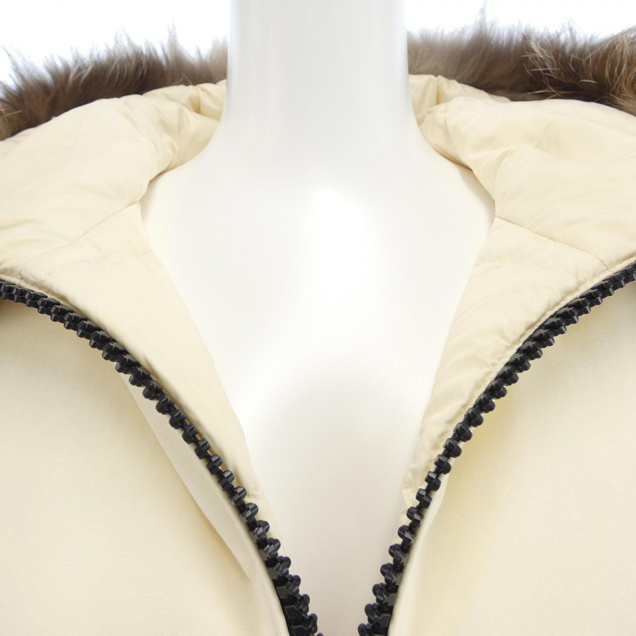 モンクレール MONCLER BARTRAMIFUR ダウンコート