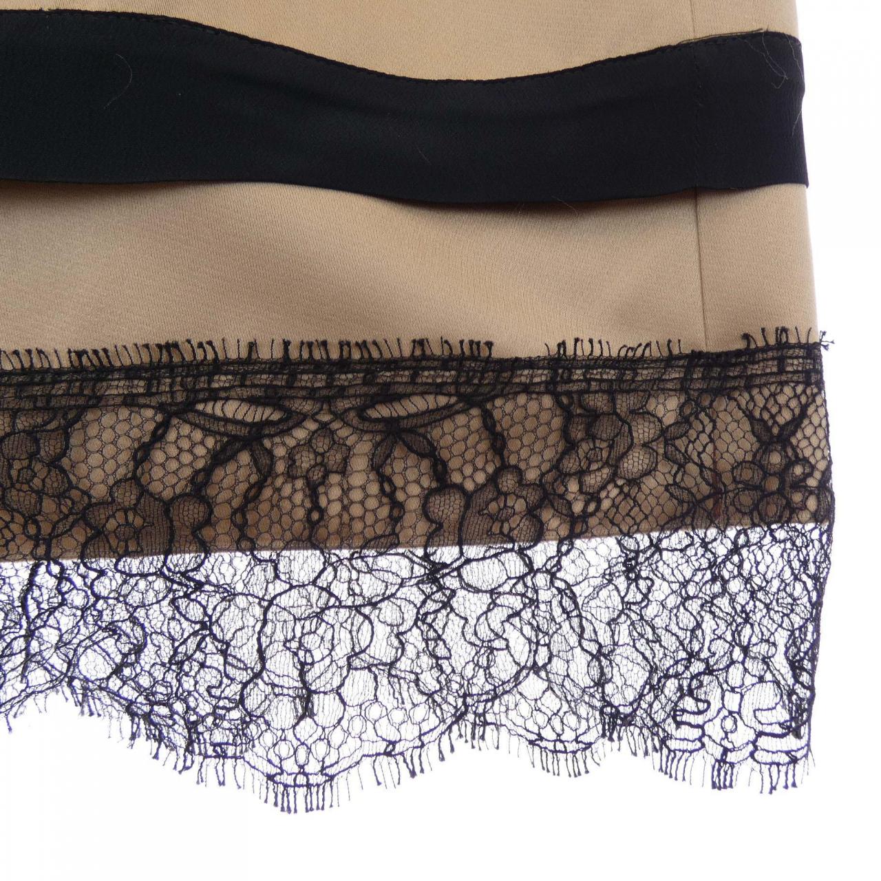 ヌメロヴェントゥーノ N°21 スカート