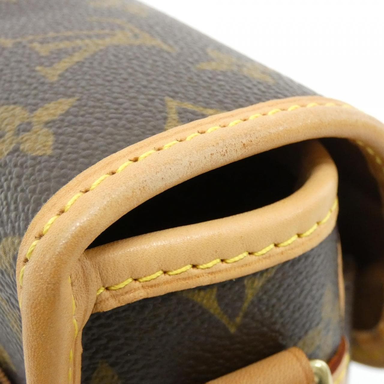 ルイヴィトン モノグラム ソローニュ M42250 ショルダーバッグ