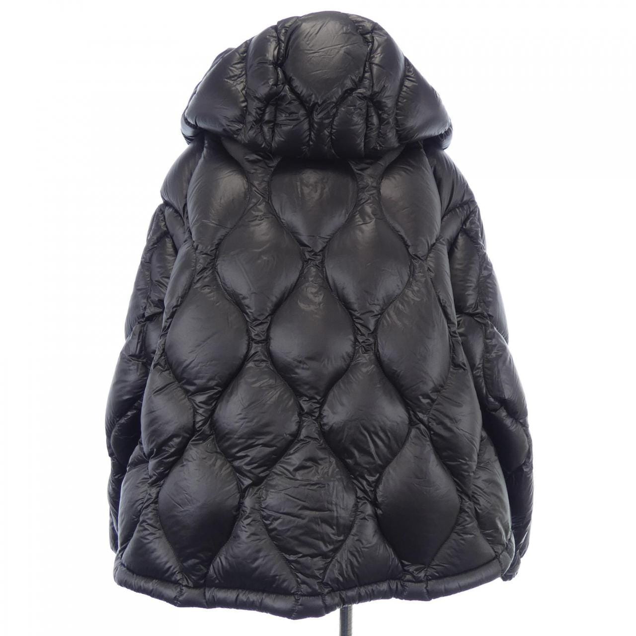 モンクレール MONCLER ダウンジャケット