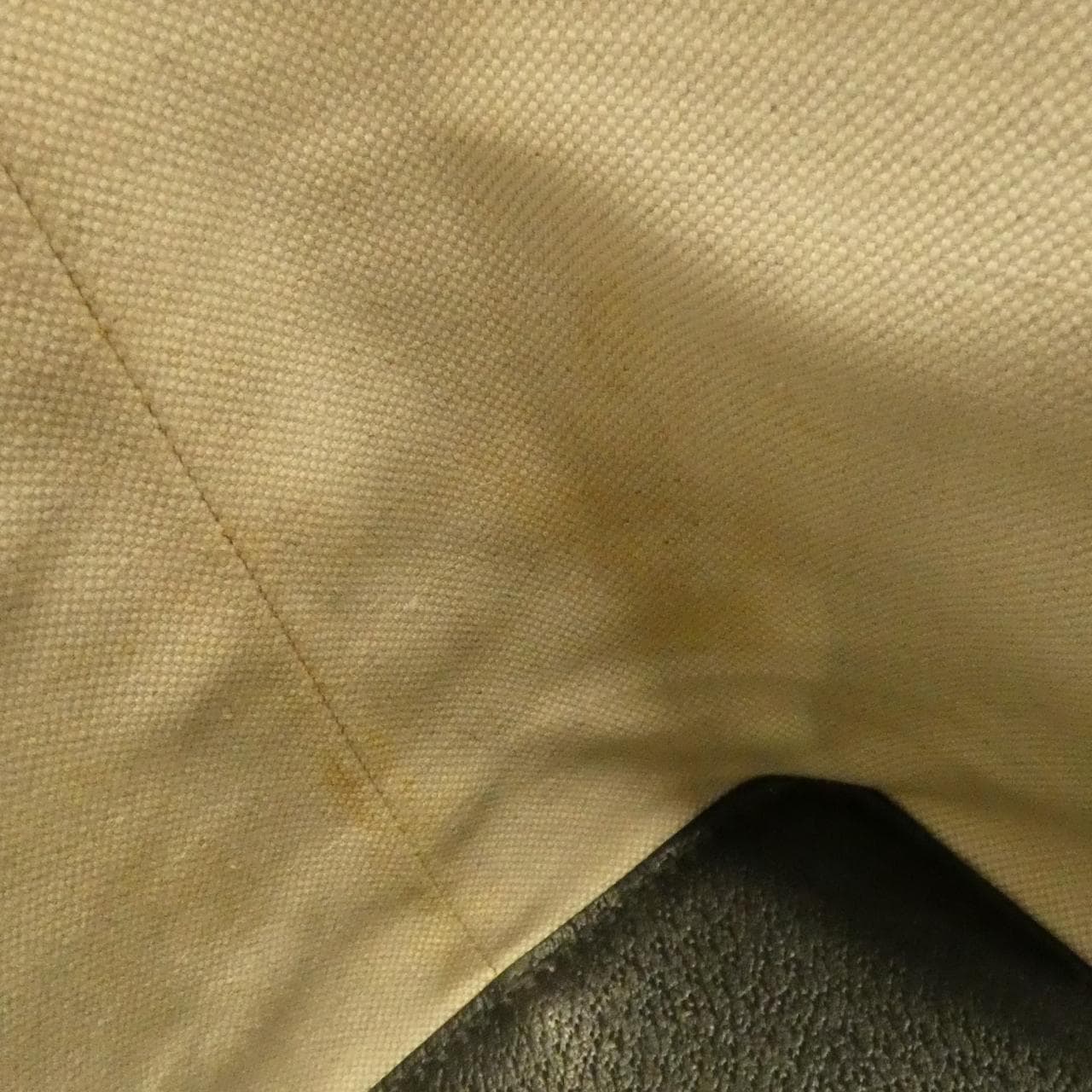 グッチ 765043 DJ20G バッグ