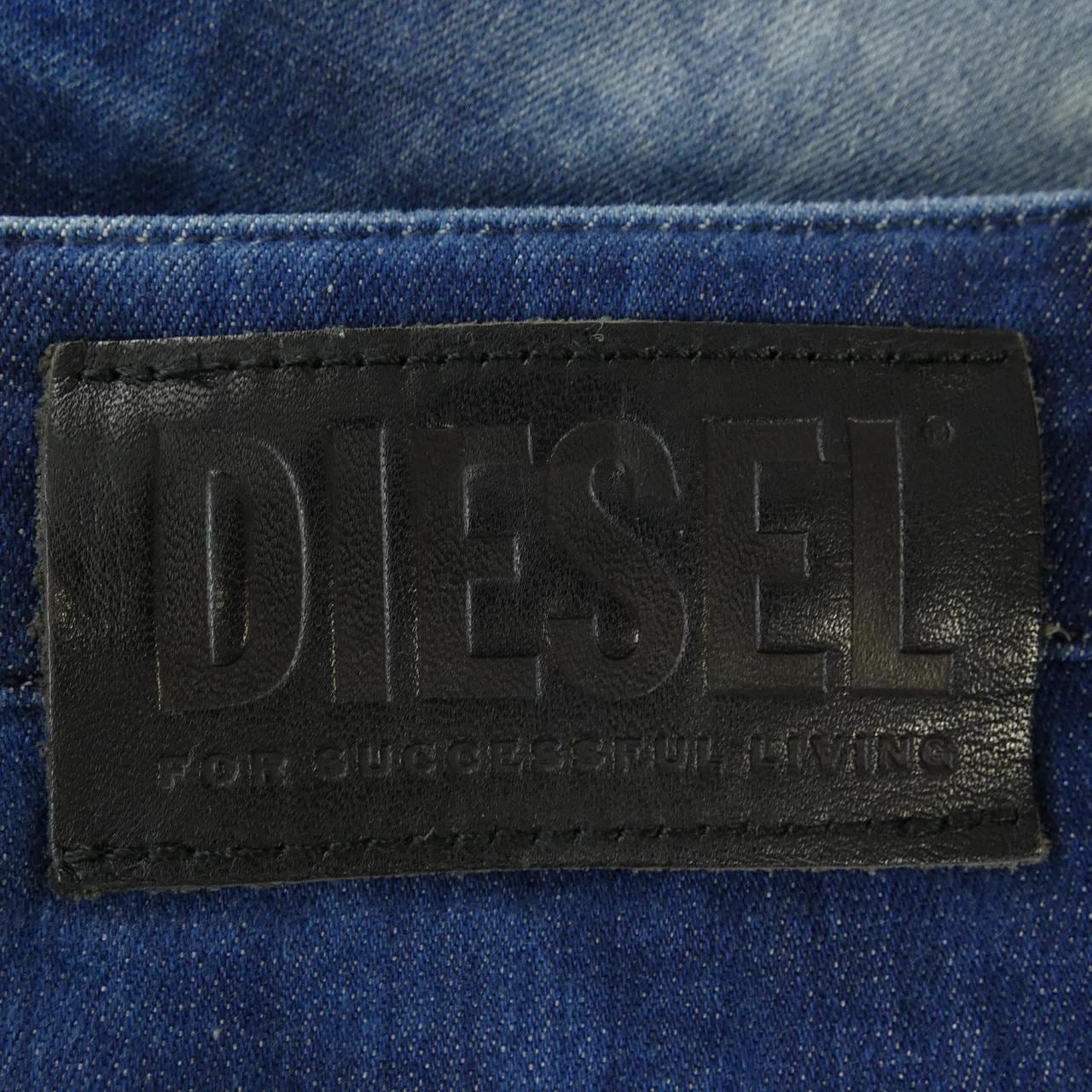 ディーゼル DIESEL ジーンズ