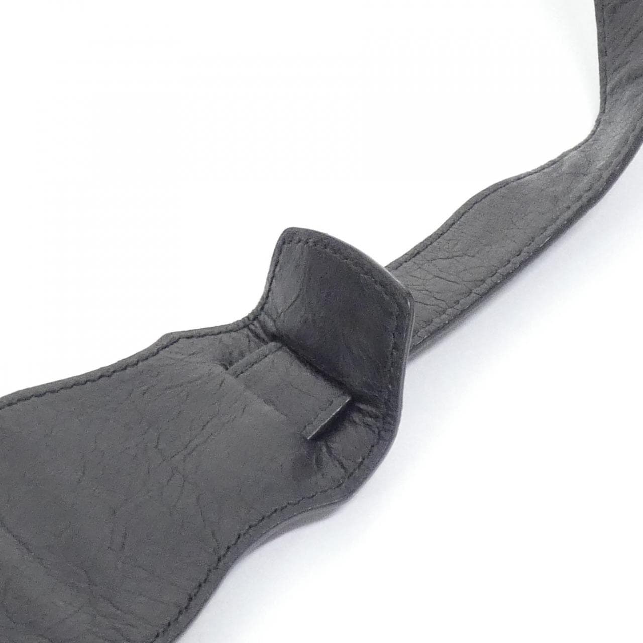 バレンシアガ NEO FOLK 285346 D94IT ショルダーバッグ