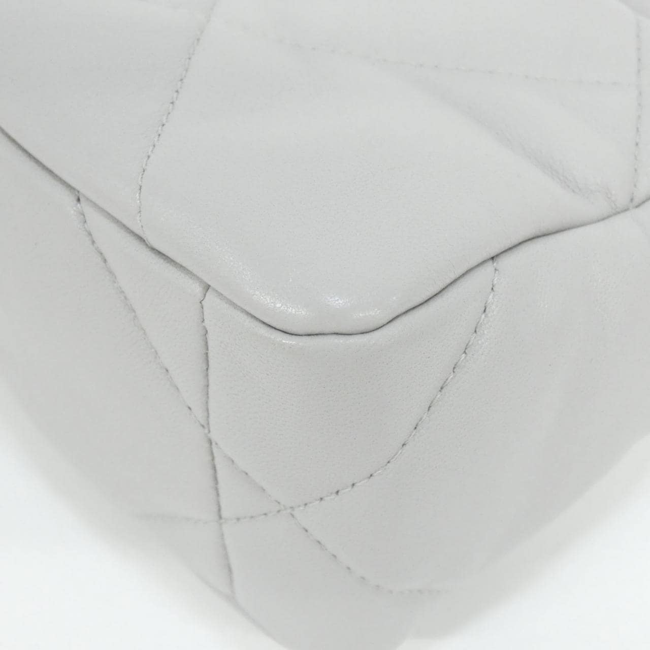 シャネル シャネル19 ライン AS1160 ショルダーバッグ