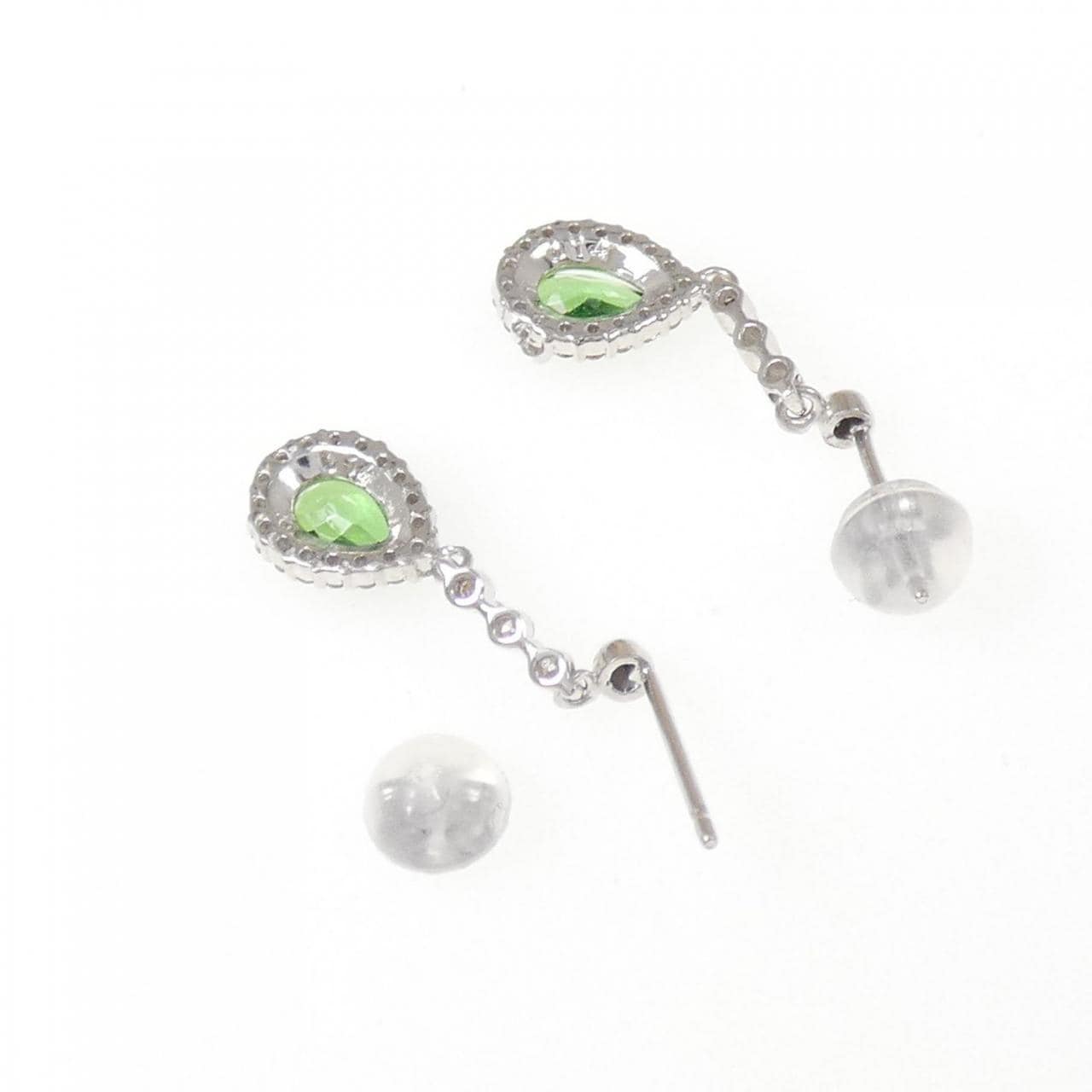 K18WG ガーネット ピアス 0.80CT