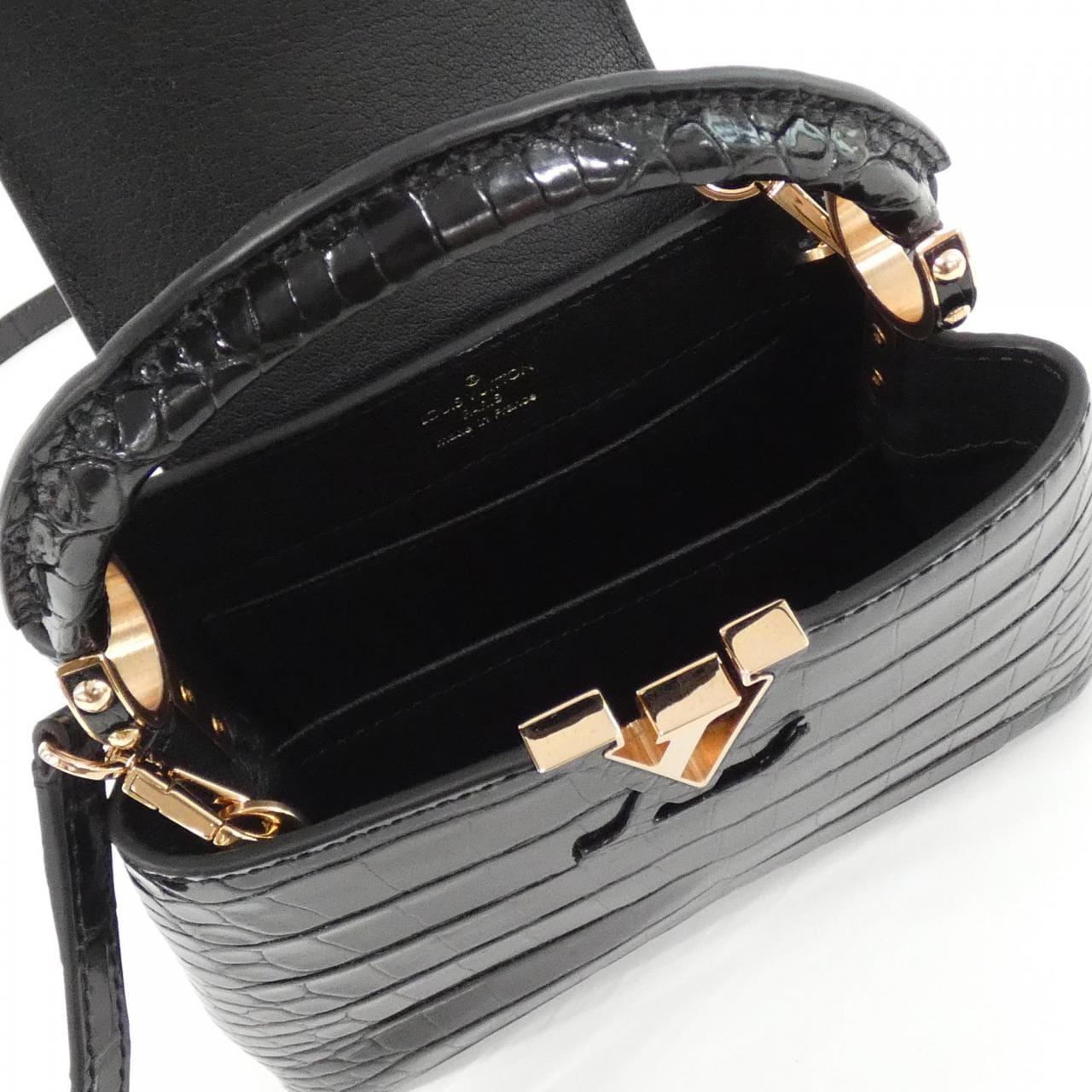 LOUIS VUITTON珍稀皮革 Capucines MINI P01131 包