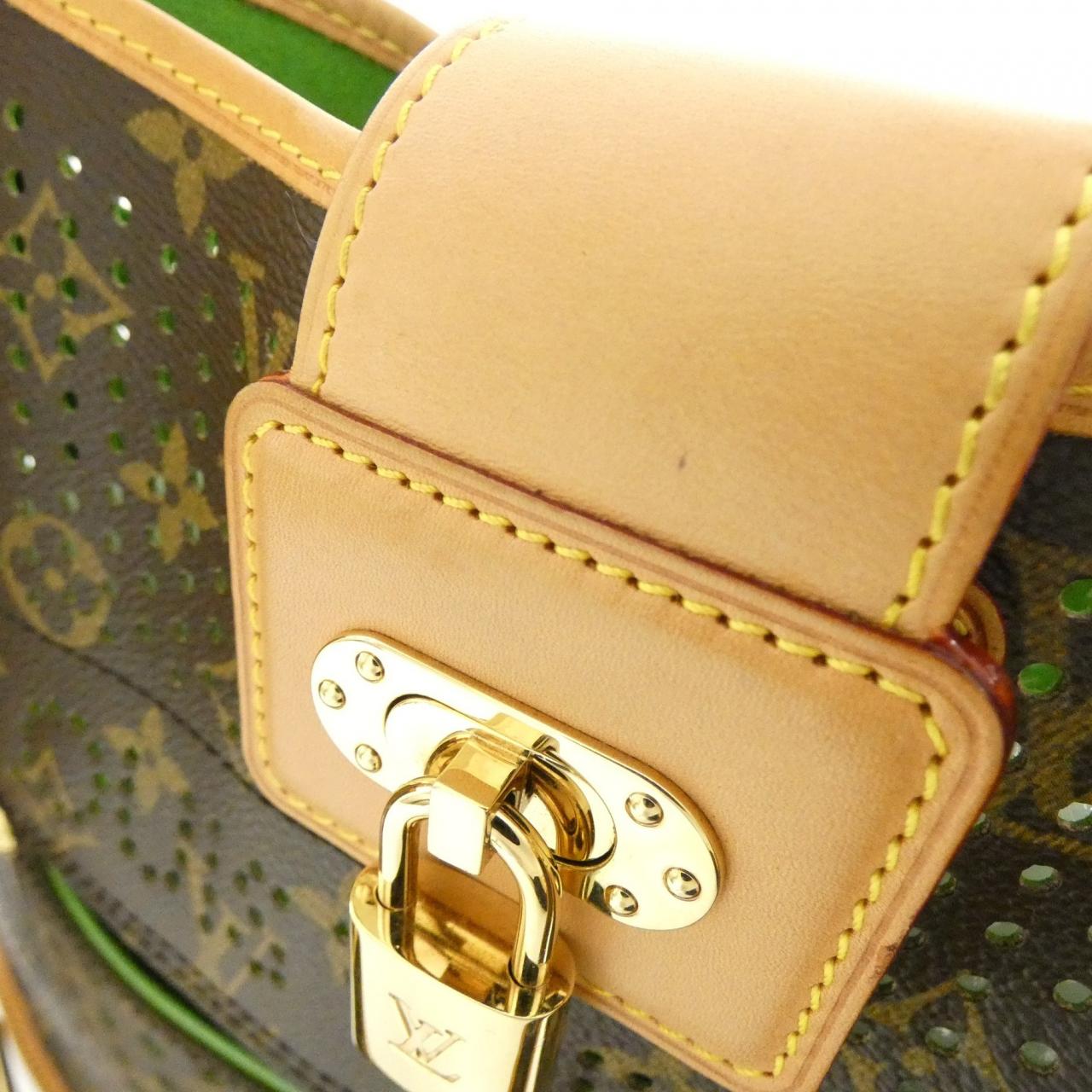 ルイヴィトン モノグラム ペルフォ ミュゼット M95173 ショルダーバッグ