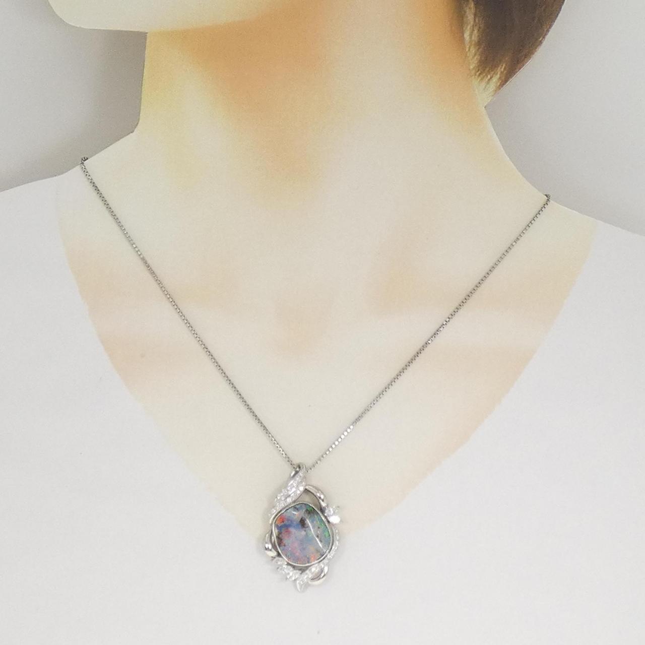 PT900/PT850欧泊项链 7.69克拉