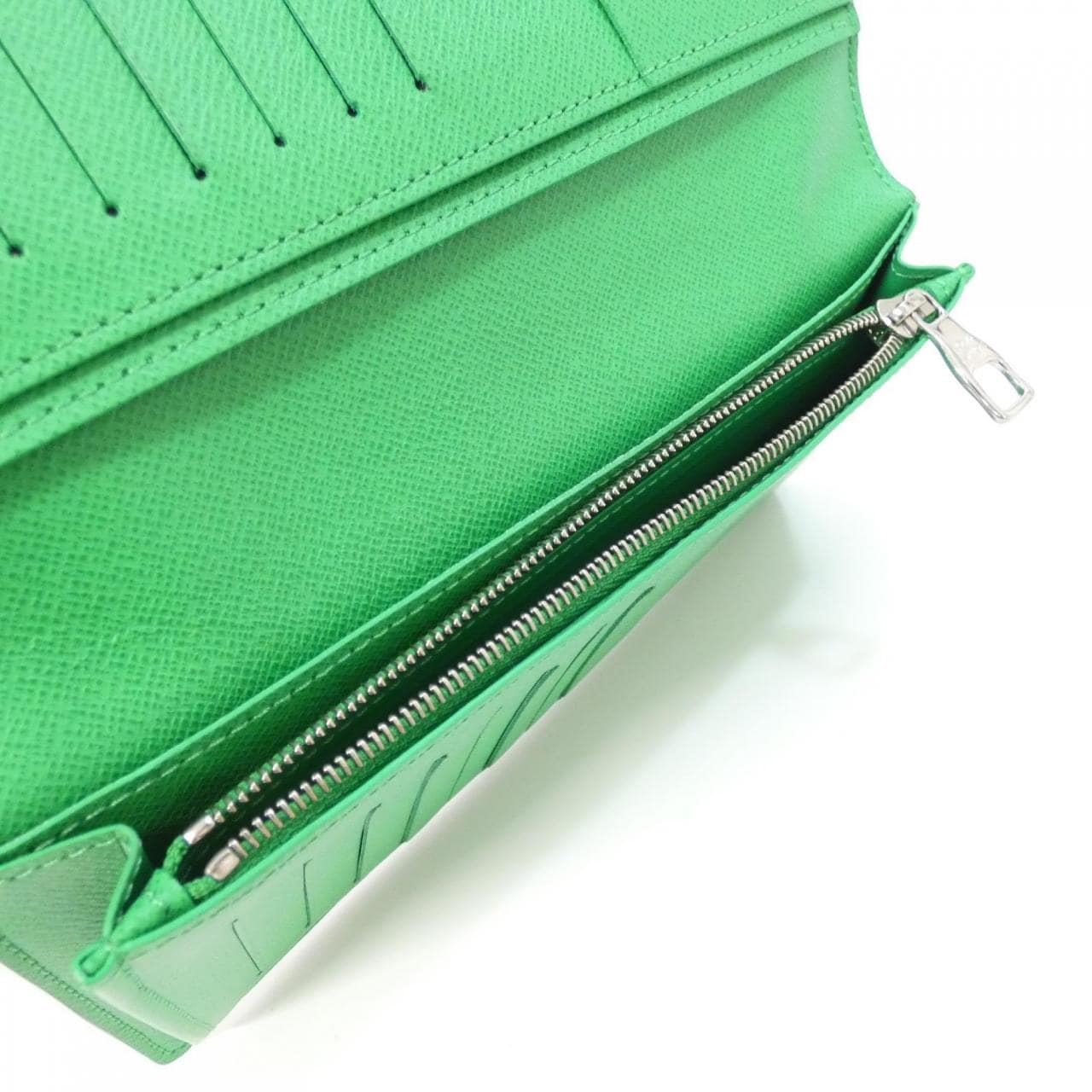 ルイヴィトン モノグラム コミック ポルトフォイユ ブラザ M82011 財布