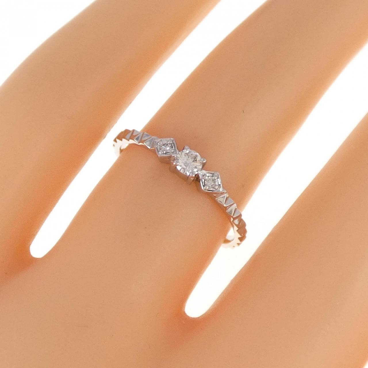 【新品】PT ダイヤモンド リング 0.10CT