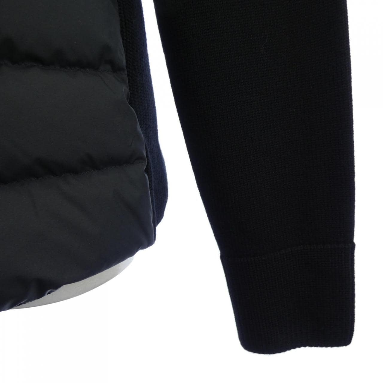 【新品】モンクレール MONCLER 20939B00035 ダウンジャケット