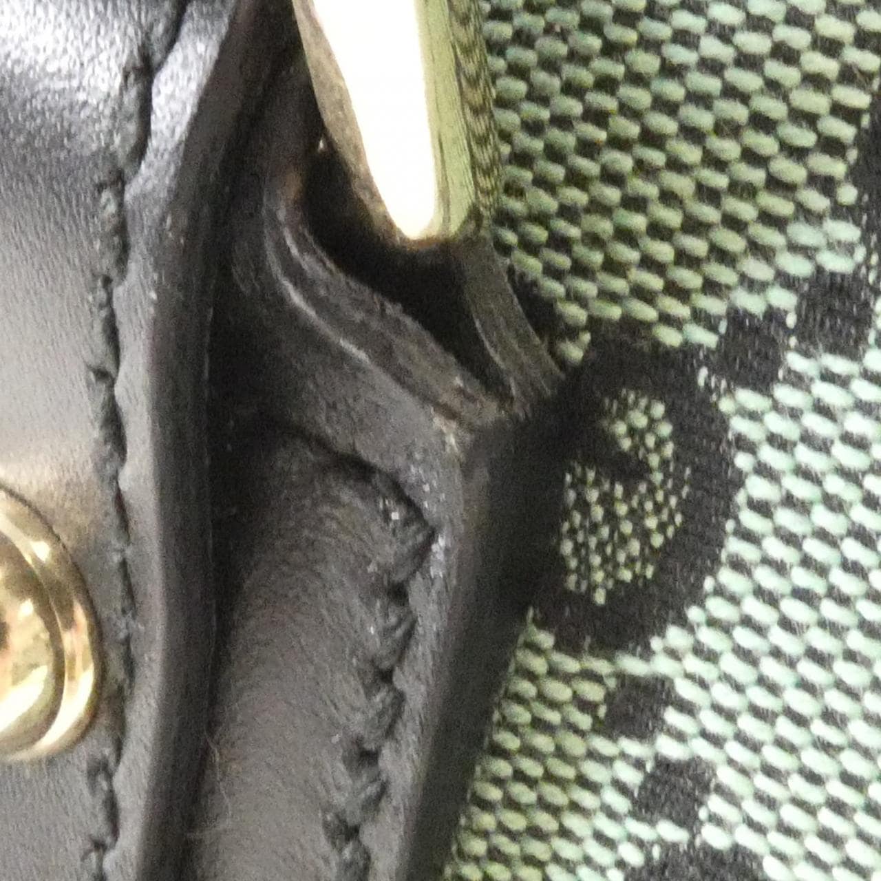 グッチ 257250 F408G バッグ