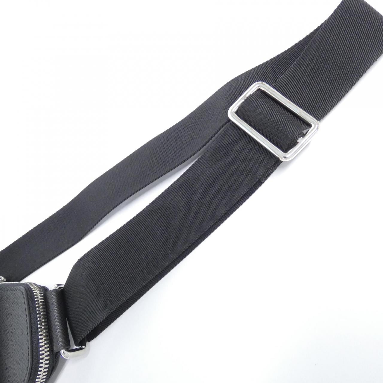 ルイヴィトン タイガ アヴェニュー スリングバッグ M30863 ショルダーバッグ