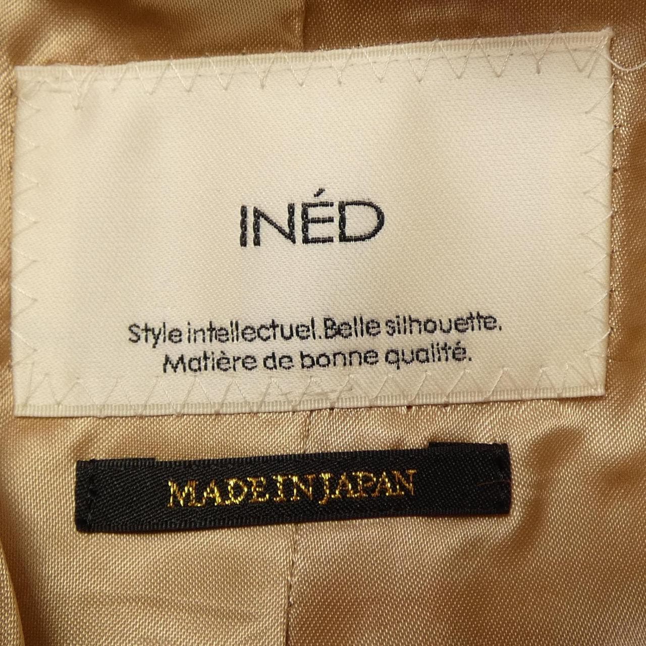 イネド INED コート