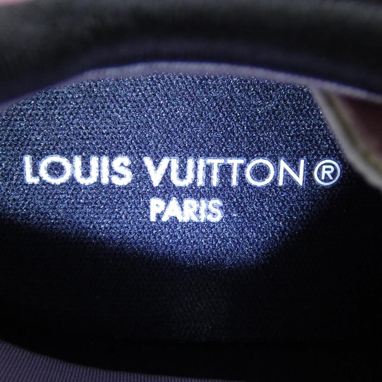 ルイヴィトン LOUIS VUITTON スニーカー