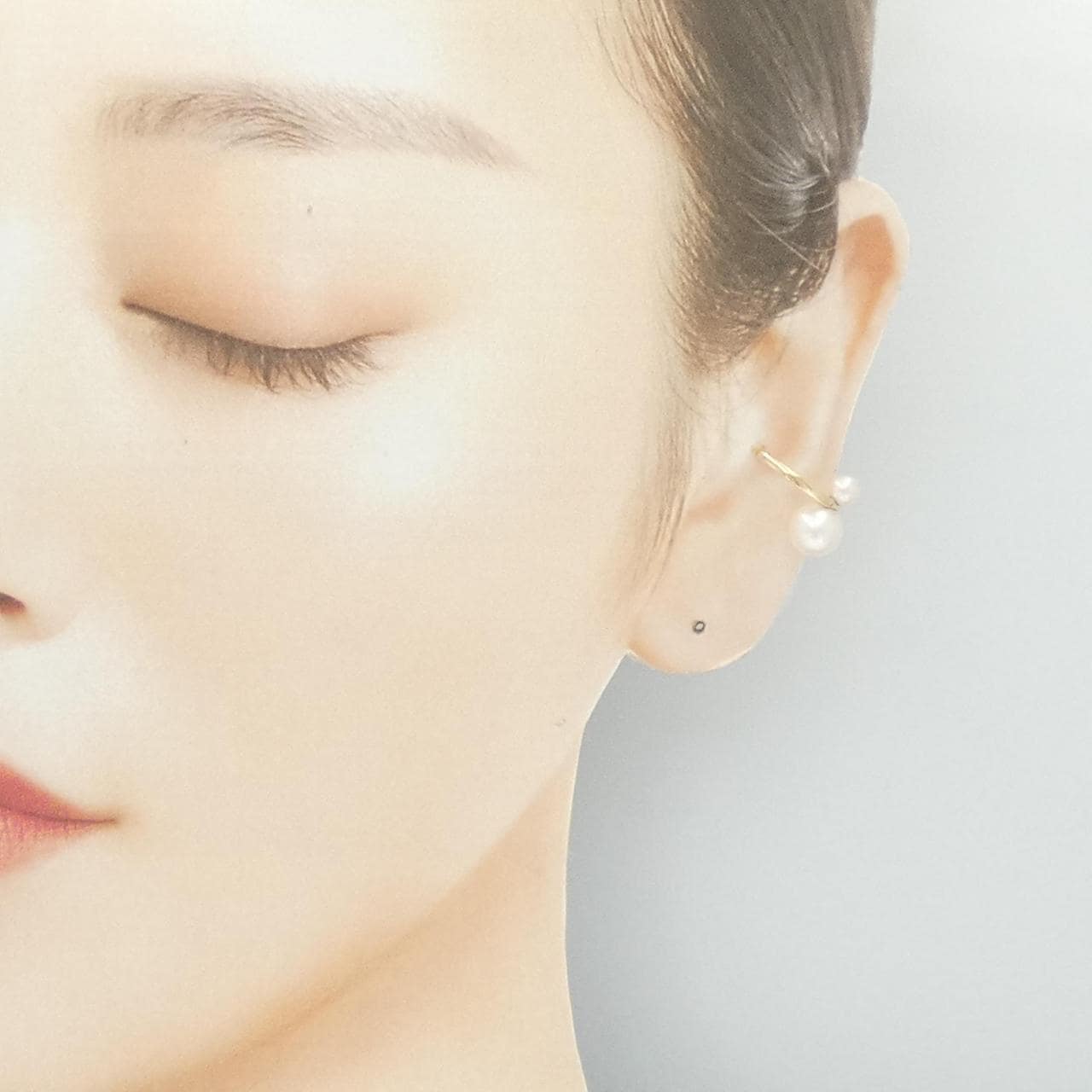 ヒロタカ ダブルパール イヤーカフ 片耳