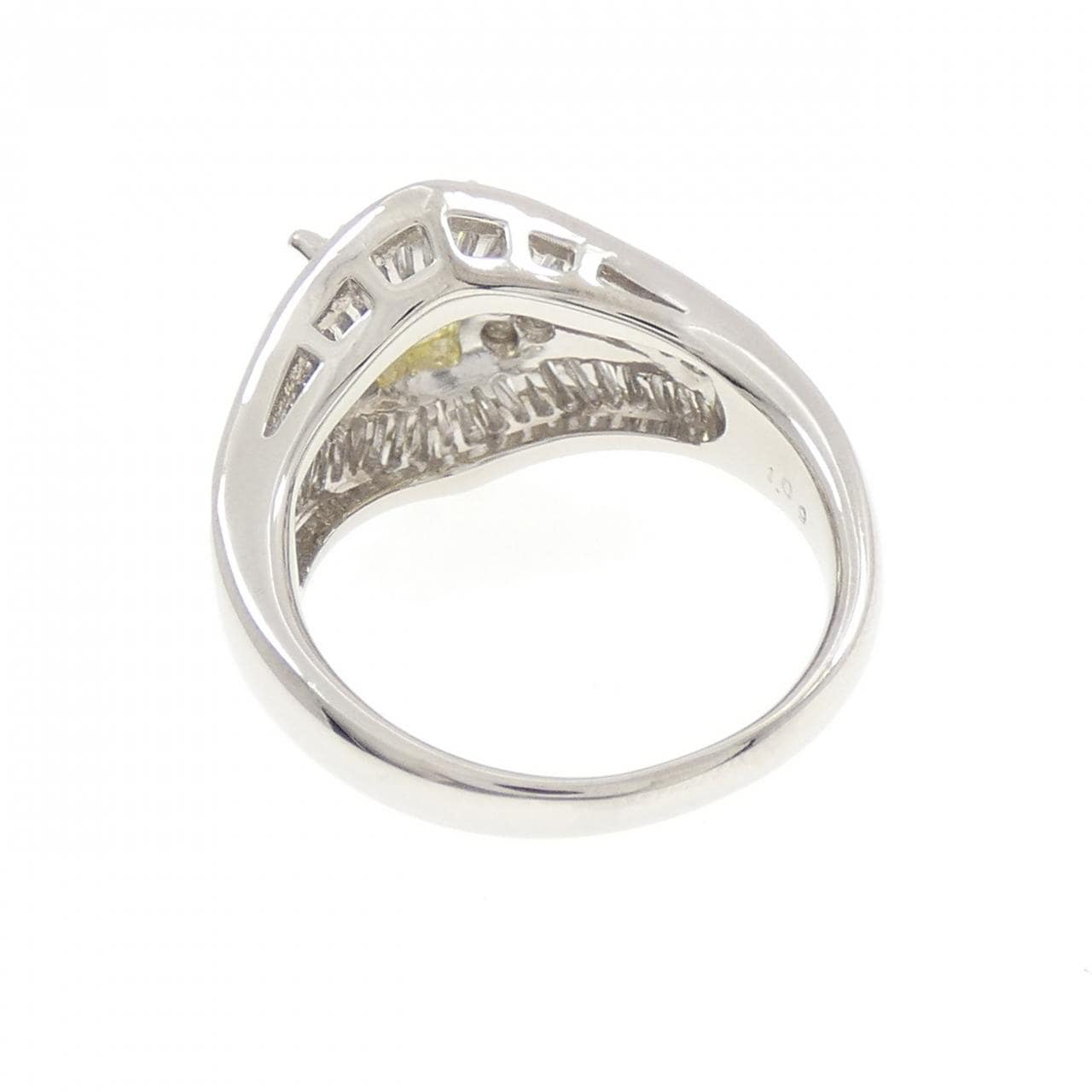 PT900 ダイヤモンド リング 1.113CT FY I1 ファンシーカット