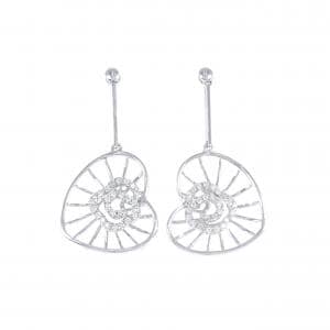 K18WG ハート ダイヤモンド ピアス 0.15CT