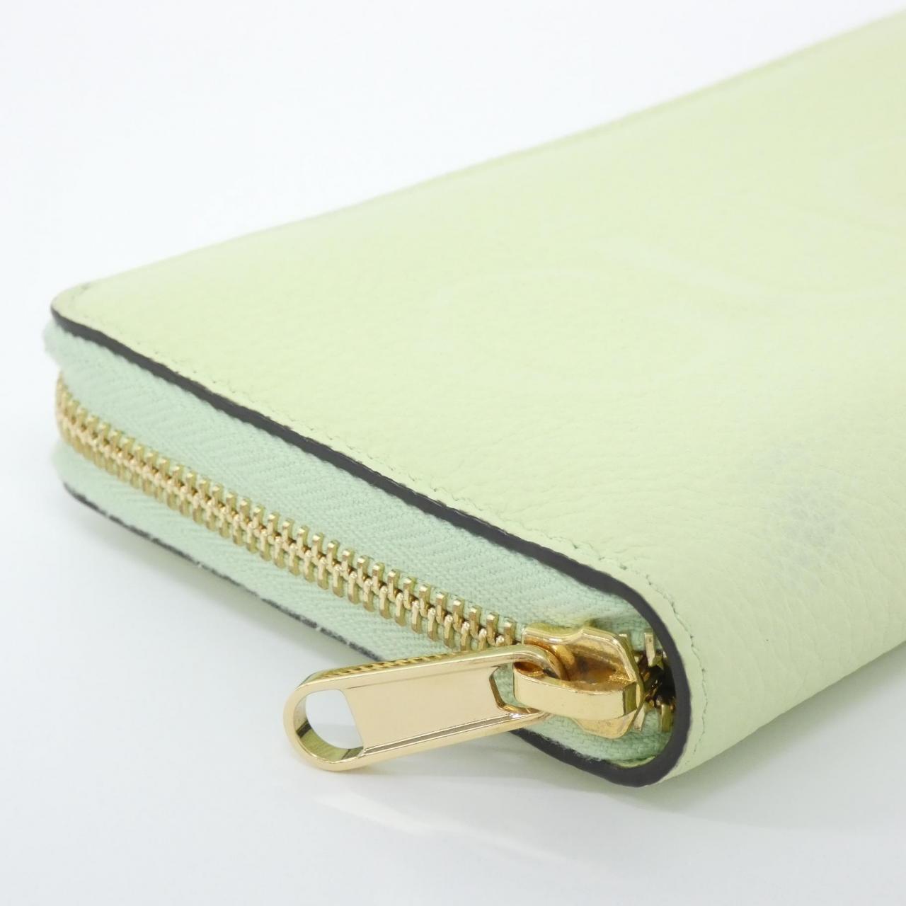 Gucci 658691 0E8IG钱包