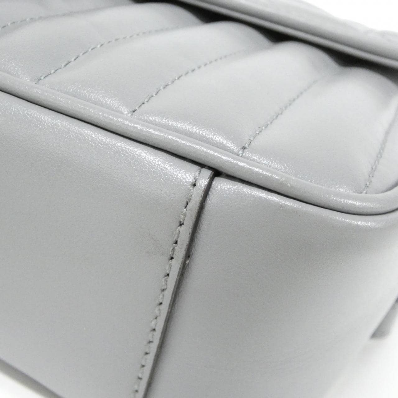 グッチ GG MARMONT 443497 UM8AN ショルダーバッグ