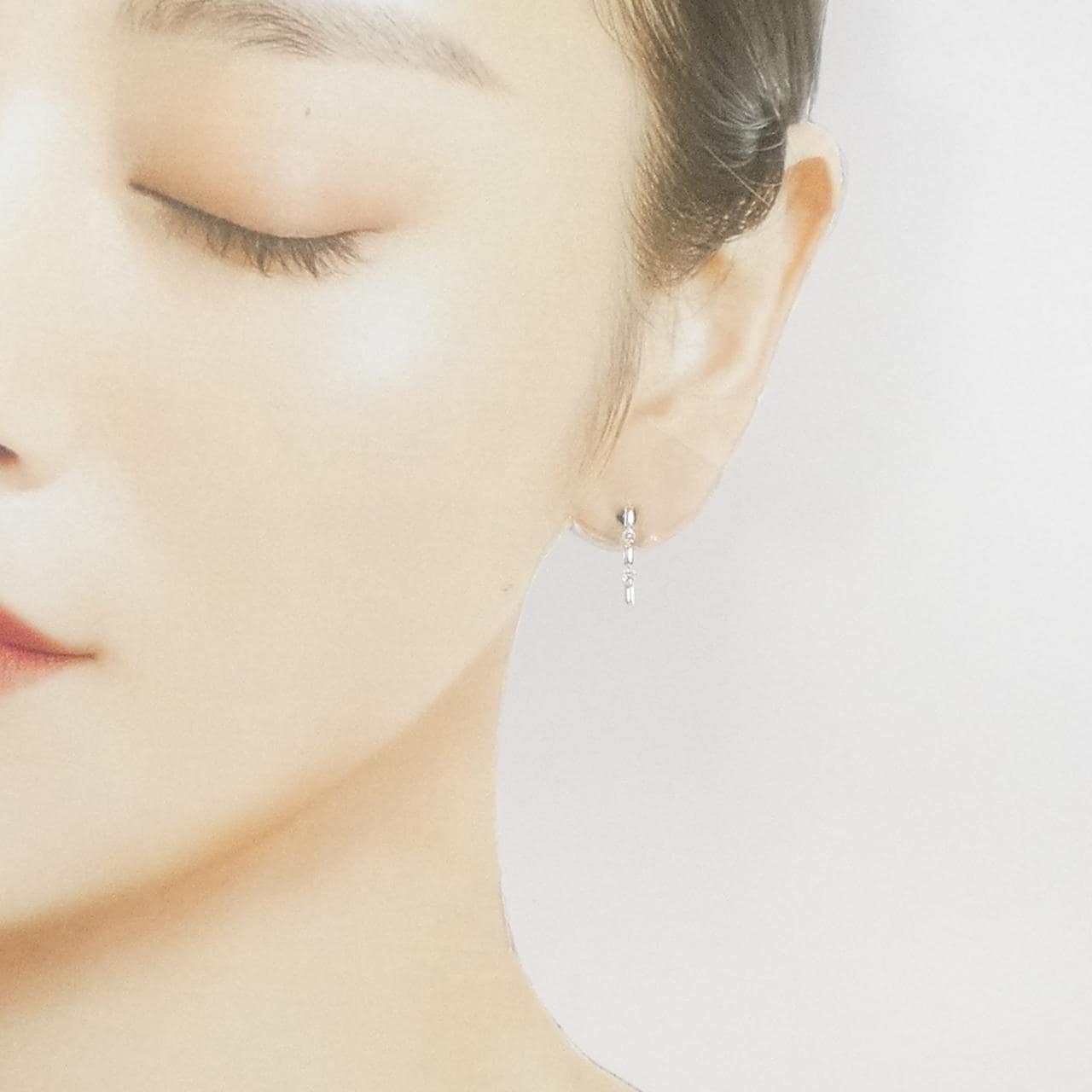 K18YG Diamond earrings 0.30CT